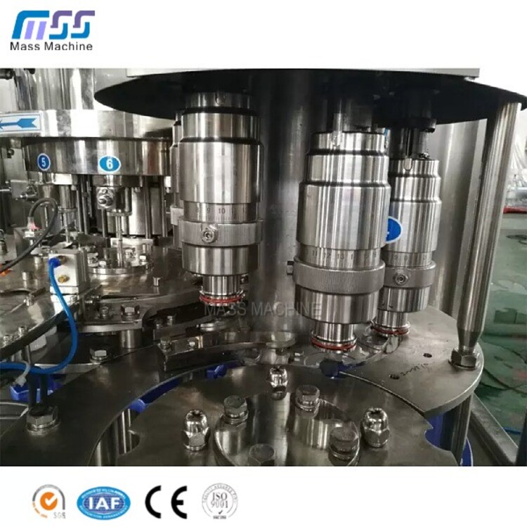 3000BPH Carbonated Drink Filling machine (13).jpg